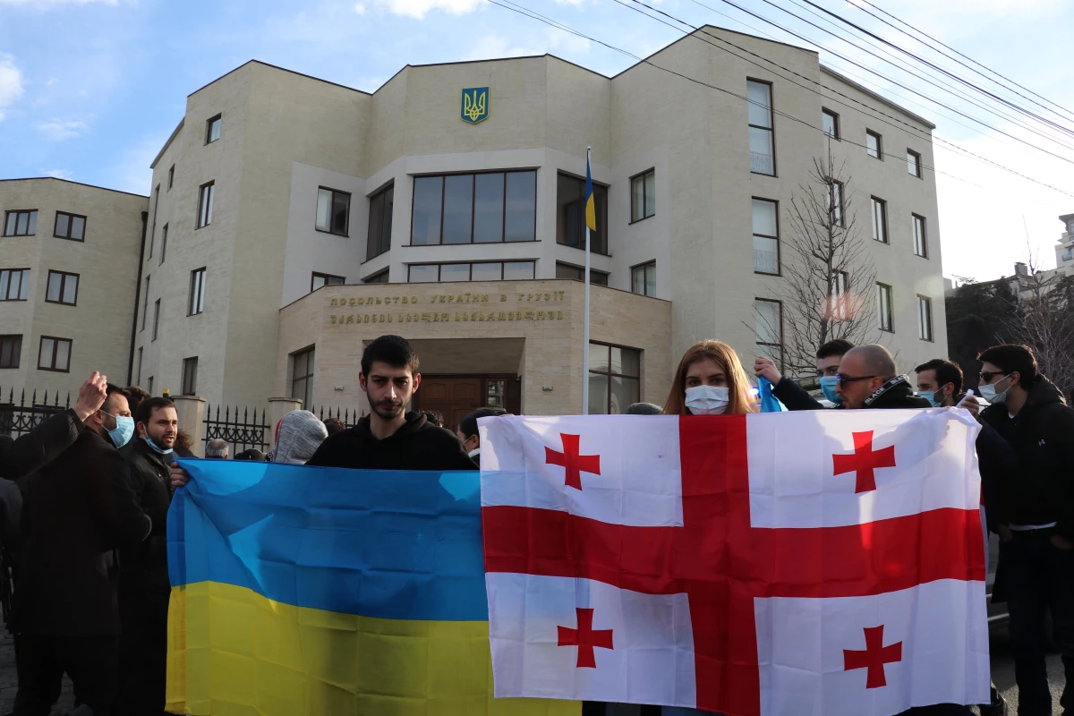 Gürcistan\'da Ukrayna\'ya destek gösterisi
