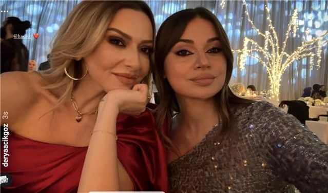 Hadise aile fotoğrafına girdi