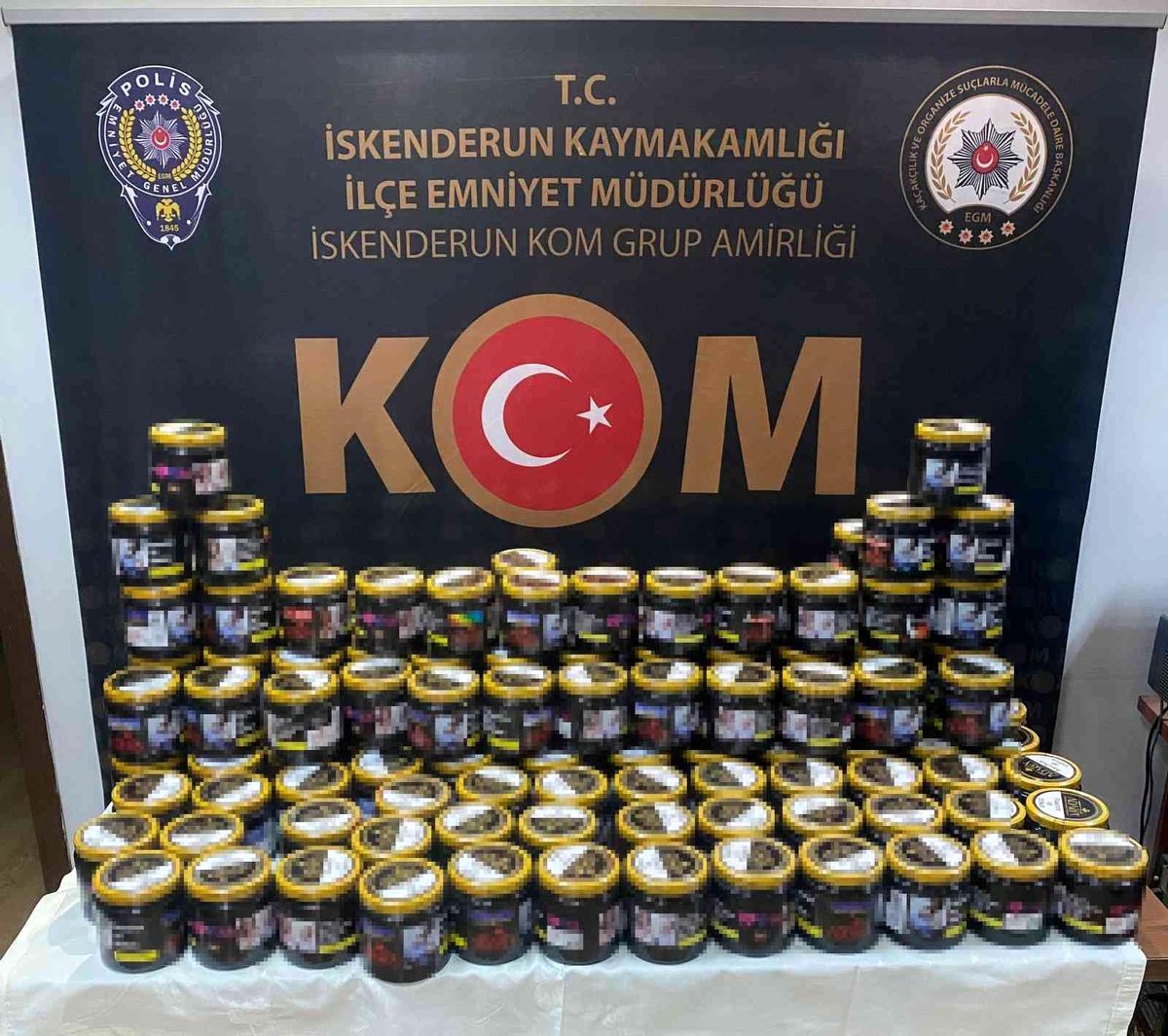 İskenderun\'da 150 kilo kaçak nargile tütünü ele geçirildi