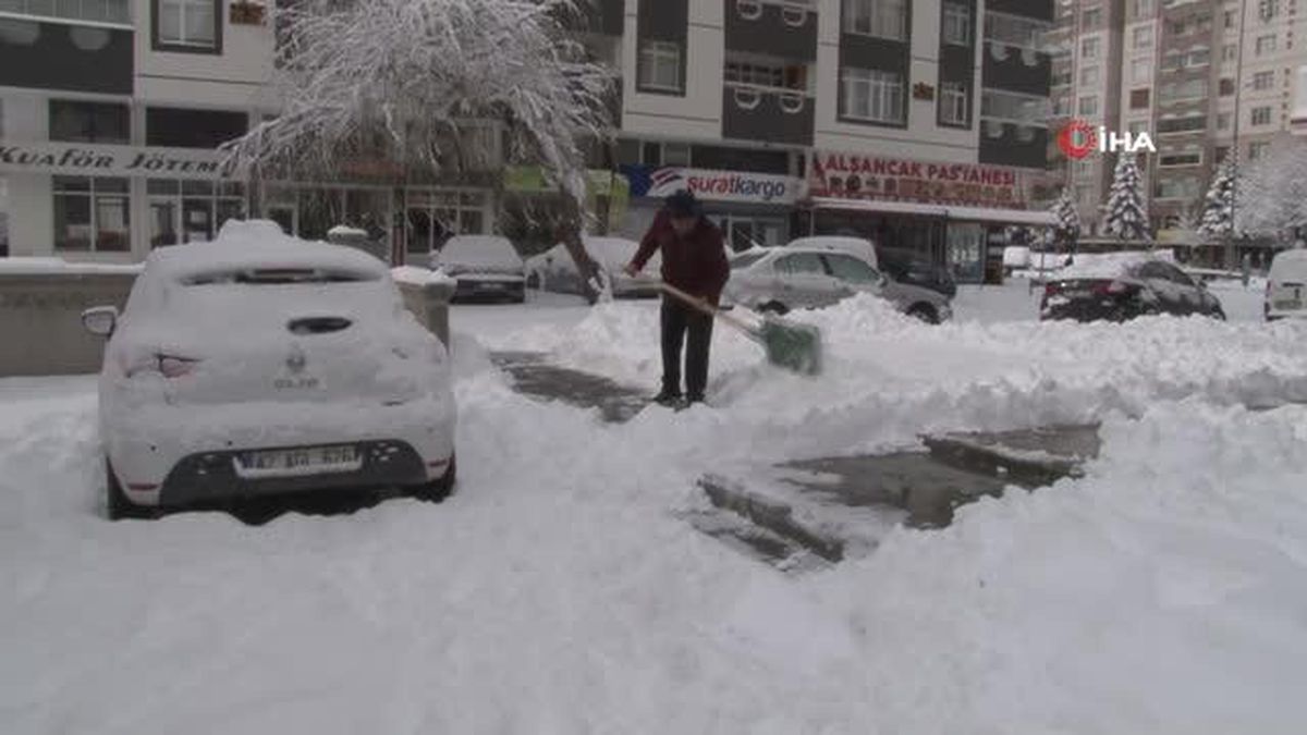Konya kar yağışı sonrası beyaza büründü