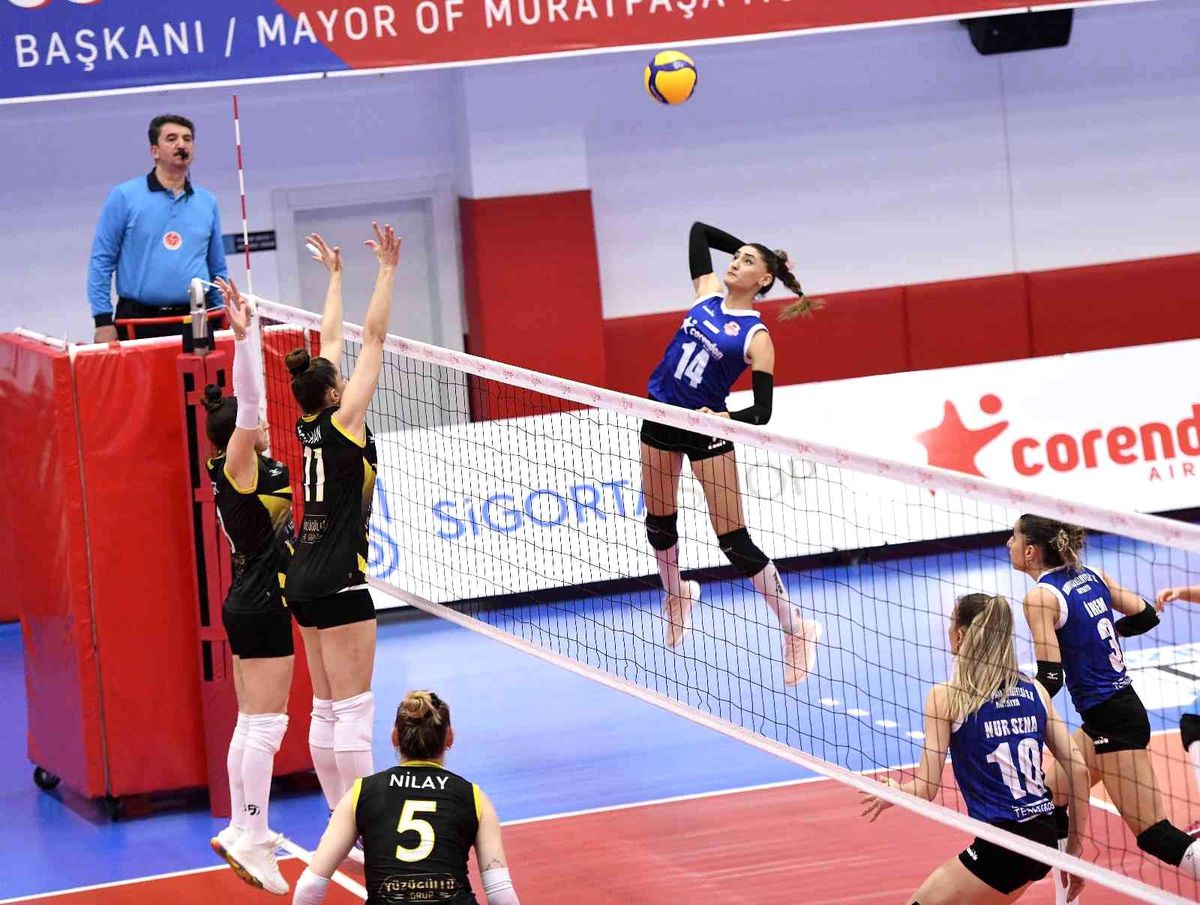 Muratpaşa\'nın sultanları, yenilmezlik serisini sürdürüyor