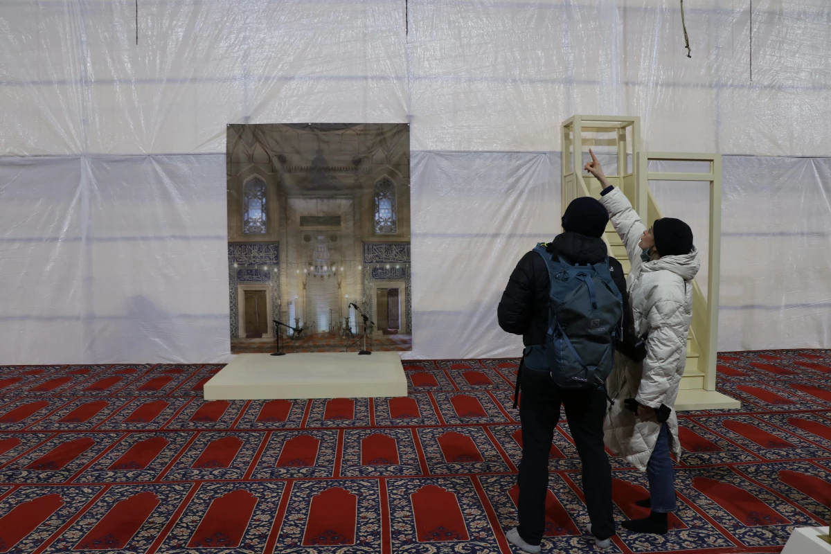 Restorasyona alınan Selimiye Camisi\'nde ibadet için alan oluşturuldu