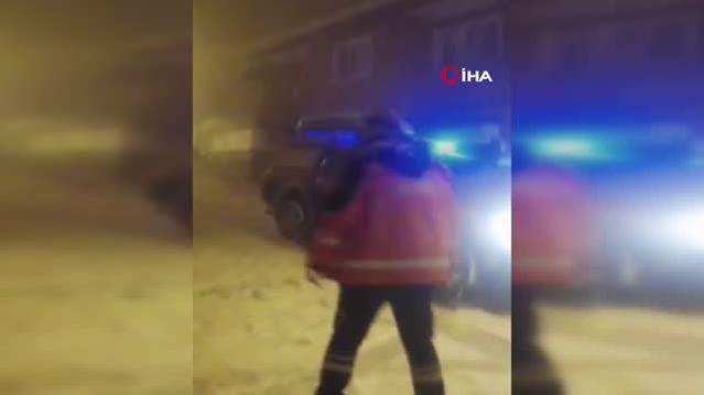 Sağlık ekiplerinden yoğun kara rağmen hasta kurtarma operasyonu