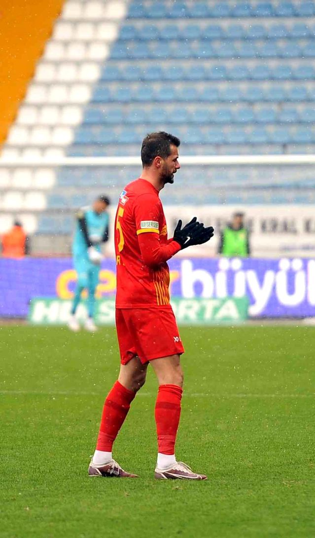 Spor Toto Süper Lig: Kasımpaşa: 2 Kayserispor: 1 (İlk yarı)
