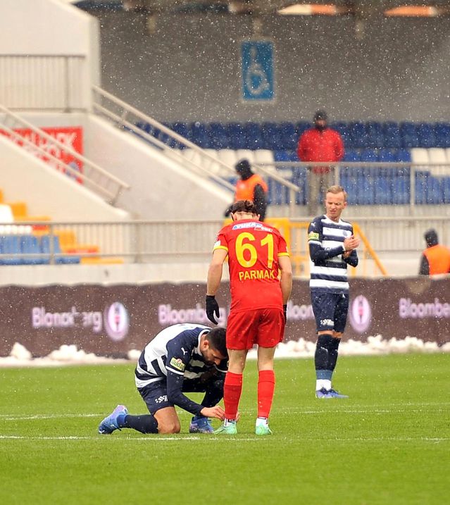 Spor Toto Süper Lig: Kasımpaşa: 2 Kayserispor: 1 (İlk yarı)