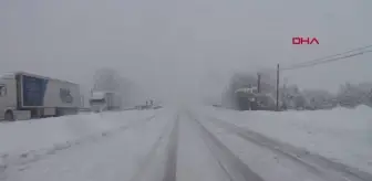 TOKAT-ERZİNCAN YOLU AĞIR TONAJLI ARAÇLARA KAPATILDI