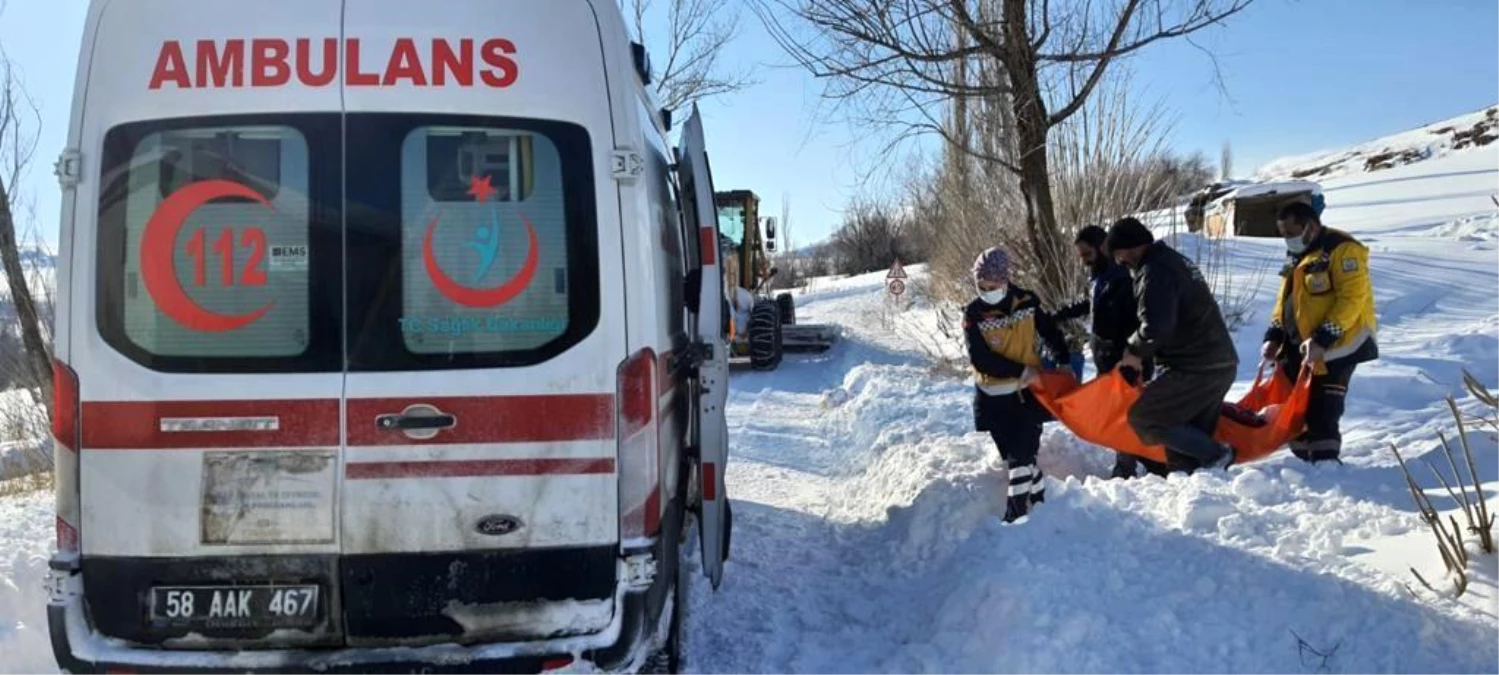 Son Dakika | Ambulanslar yolda kaldı, yardımlarına karla mücadele ekipleri koştu