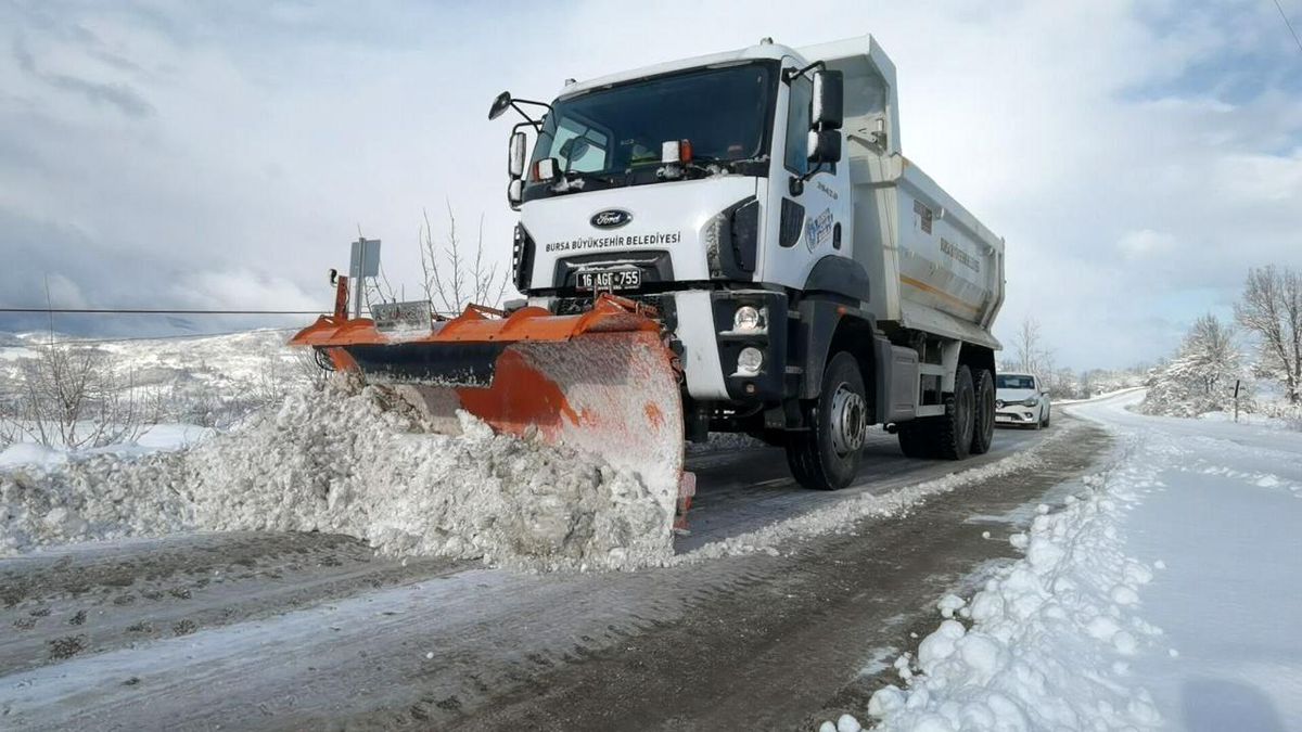 Bursa\'da 55 köy yolu kapalı