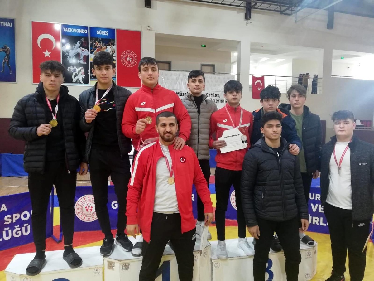 Kayserili pehlivanlar Türkiye Şampiyonası\'nda