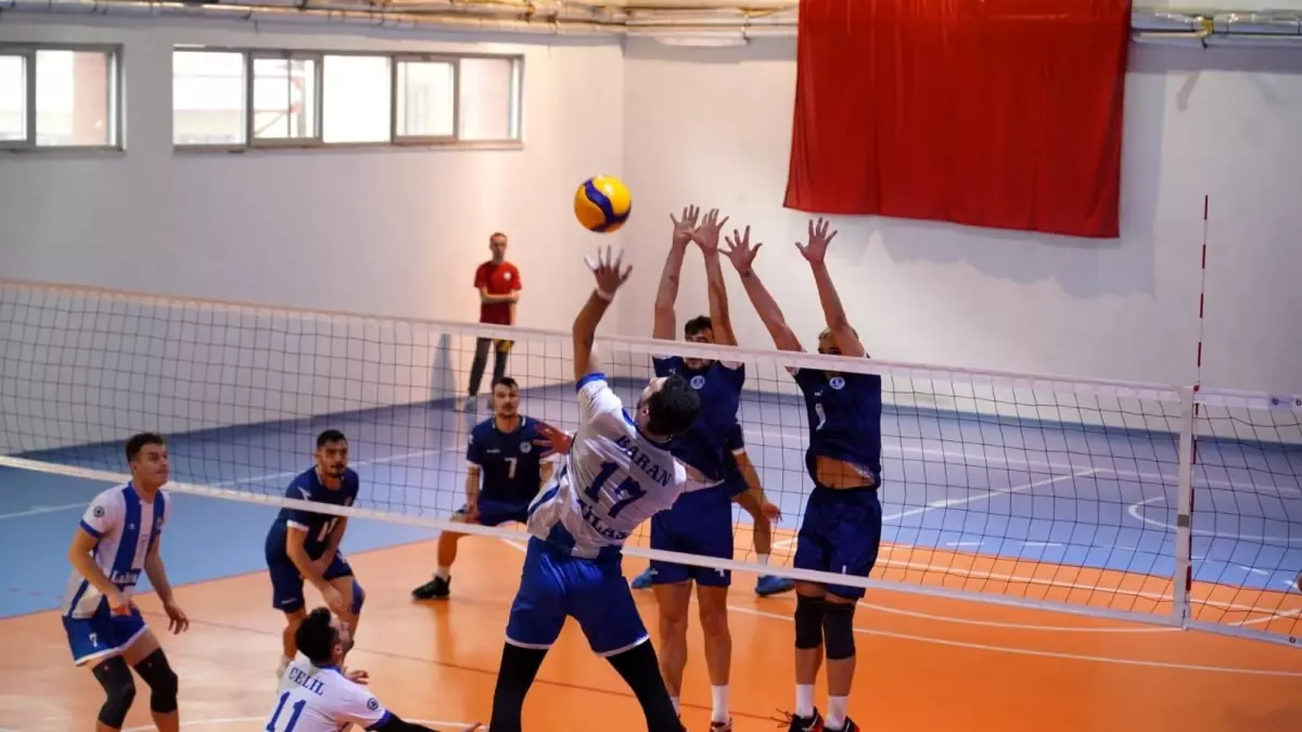 Milas Belediyespor, voleybol maçından mağlup ayrıldı