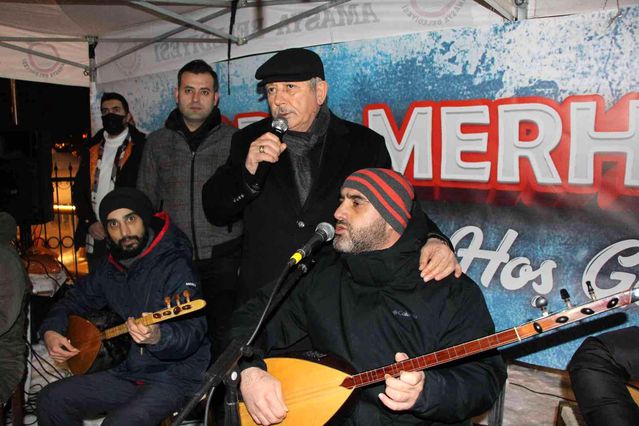 Amasyalılar kar yağışını konserle kutladı
