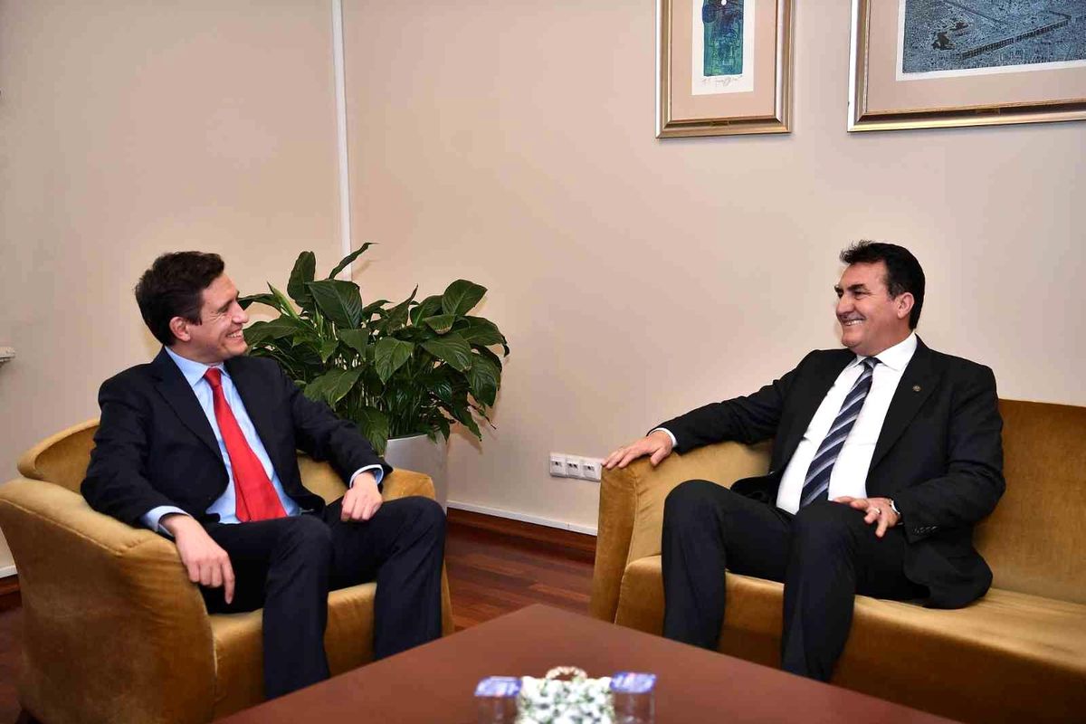 Büyükelçi Cholakov: 'Sizin gibi bir dostumuz olduğu için çok şanslıyız'