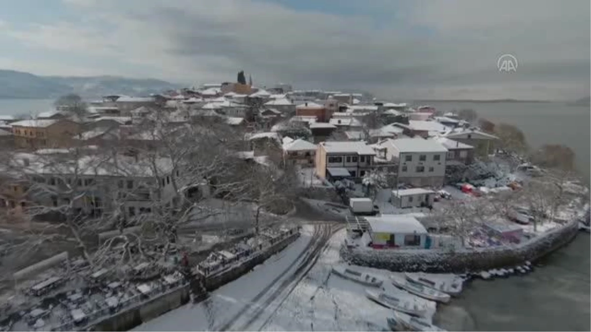 (Drone) Karla kaplı "Küçük Venedik" ziyaretçilerini ağırlıyor