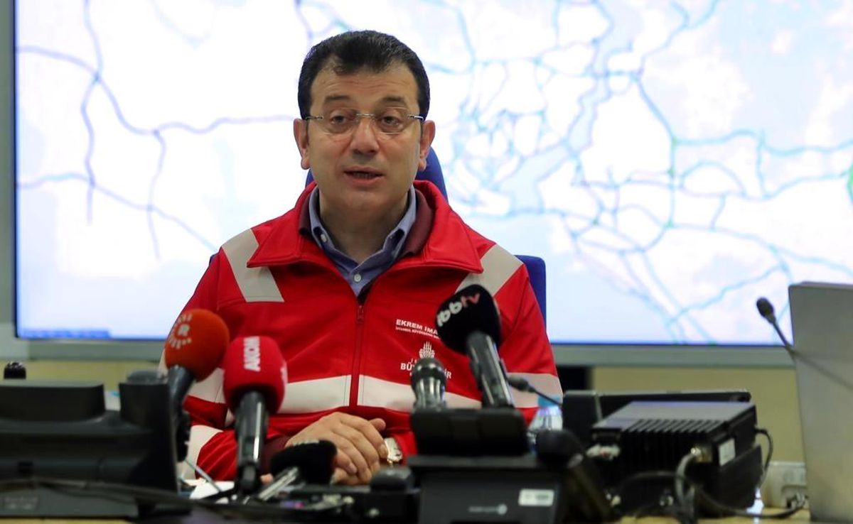 Ekrem İmamoğlu: "Kar yağışının bu akşam da devam etme ihtimali yüksek"