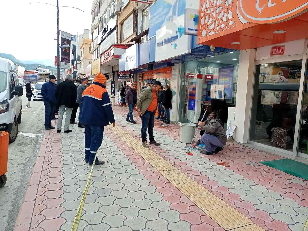 Son dakika 3. sayfa: Hatay\'da cinayet: Husumetlisini öldürdü