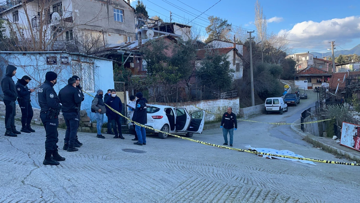 İzmir\'de darbedilen kişinin ölümüne ilişkin 2 şüpheli gözaltına alındı