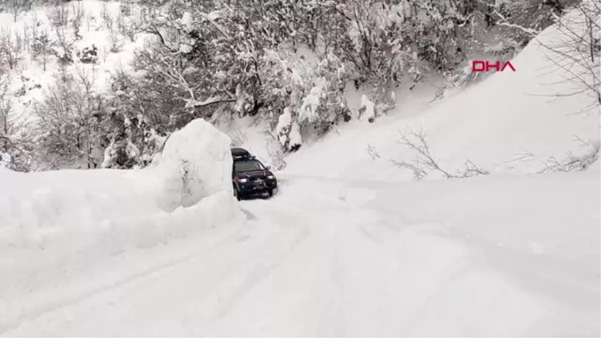 Böbrek hastası, 14 saatlik çalışmayla hastaneye ulaştırıldı