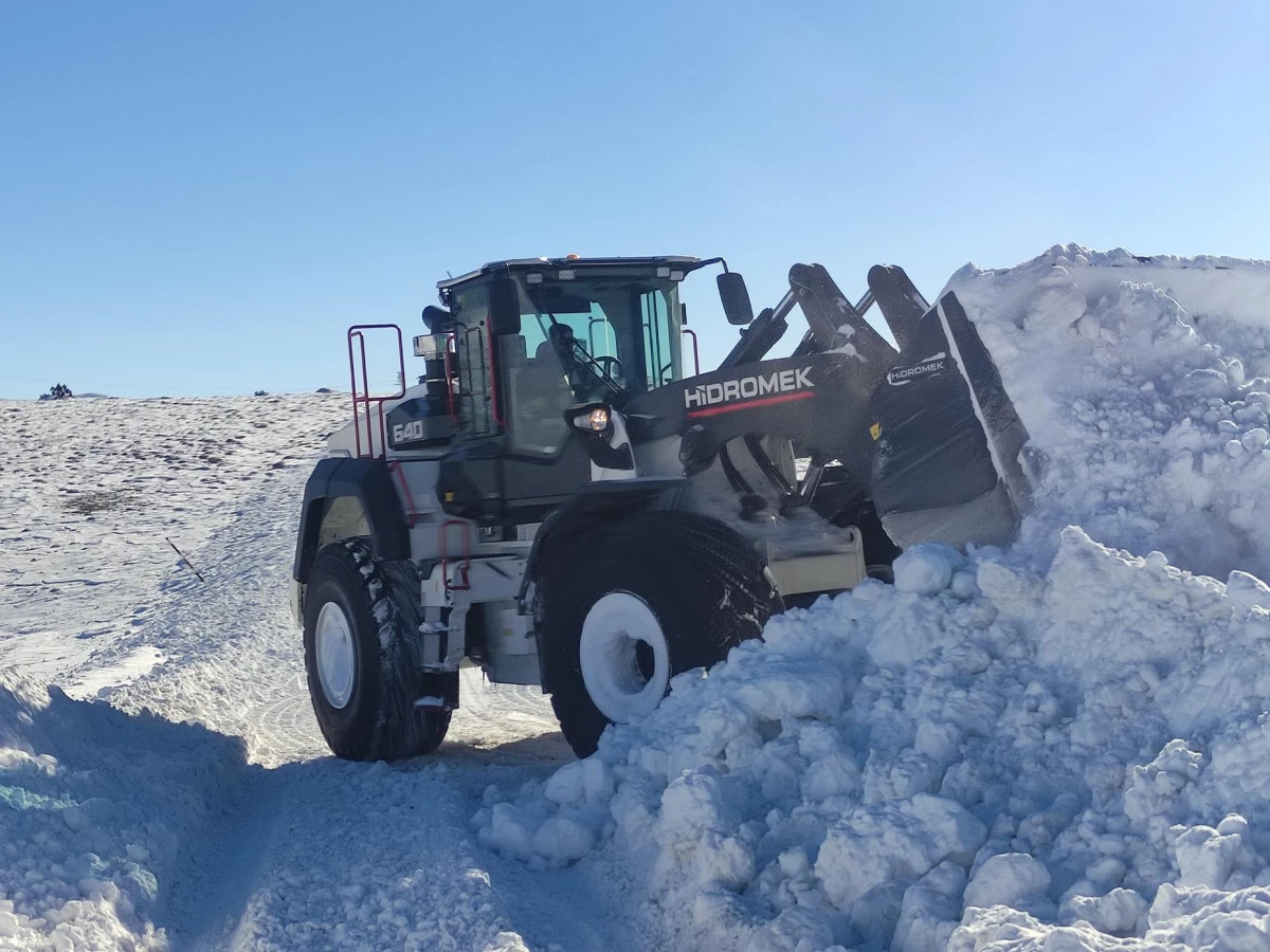 Kayseri\'de 547 mahalle yolu ulaşıma açıldı