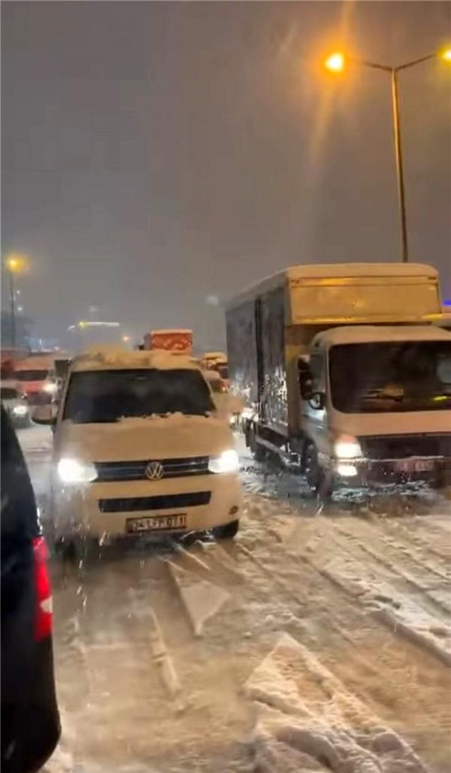 Şafak Sezer yolda ölüm tehlikesi yaşadı