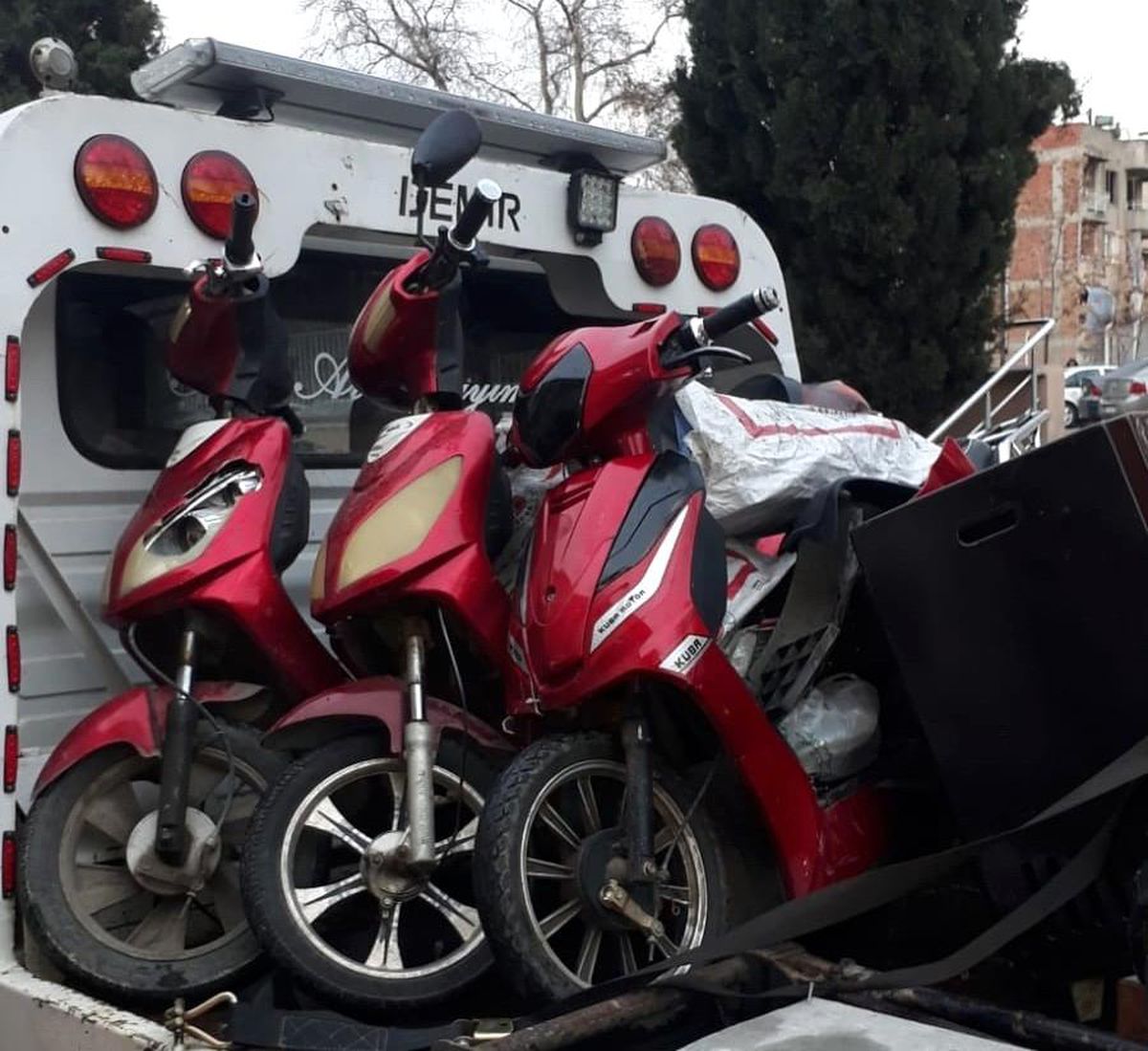 Şüphe üzerine durdurulan şahıs elektrikli bisiklet hırsızı çıktı