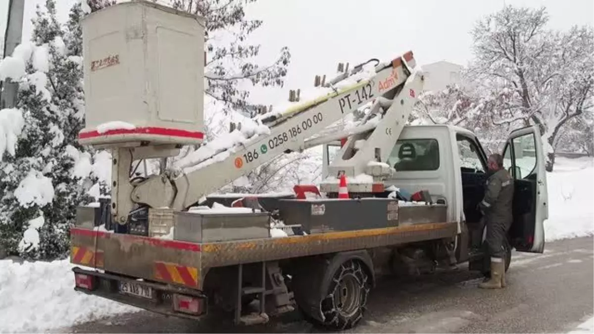 ADM Elektrik Dağıtım, dondurucu soğuklarda kesintisiz enerji için çalışıyor