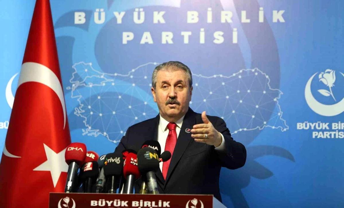 BBP lideri Destici, Ekrem İmamoğlu\'nun İngiltere Büyükelçisi ile yaptığı görüşmeyi eleştirdi