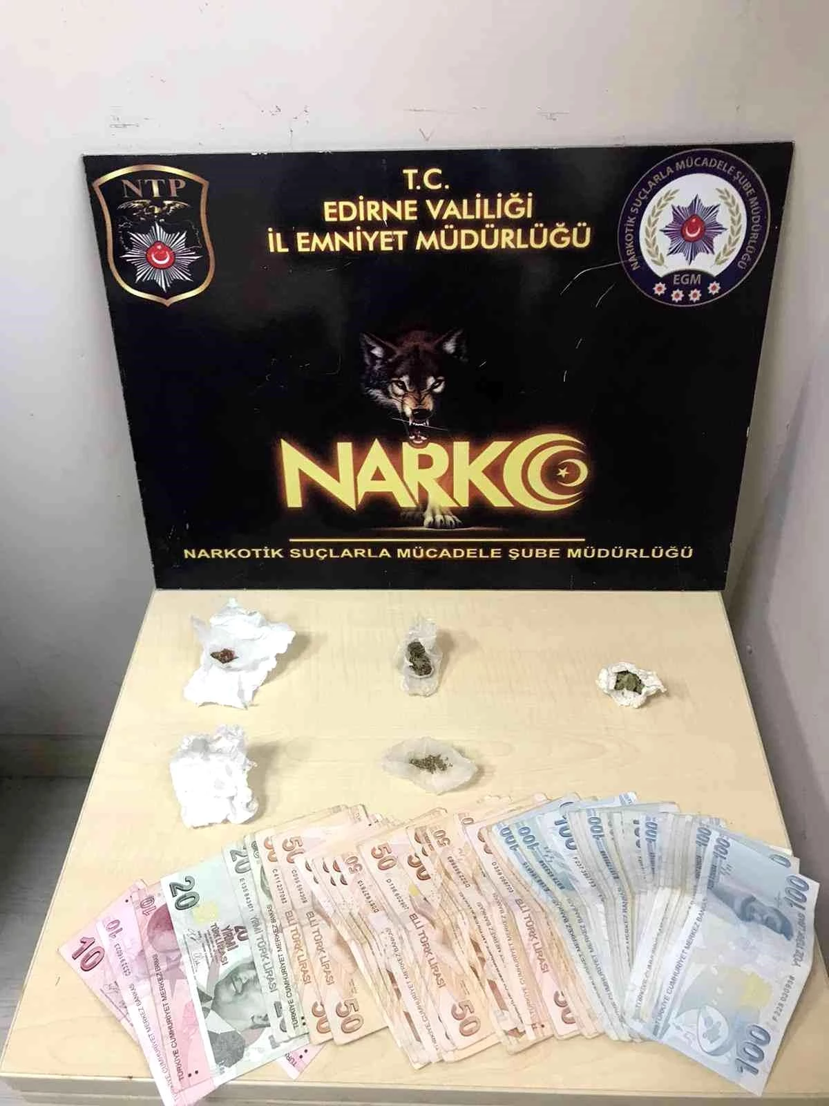 Edirne\'de evinde uyuşturucu bulunan şüpheli tutuklandı