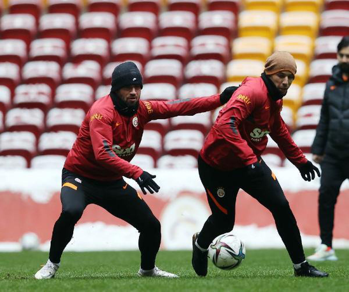 Galatasaray\'da Aytemiz Alanyaspor mesaisi devam etti