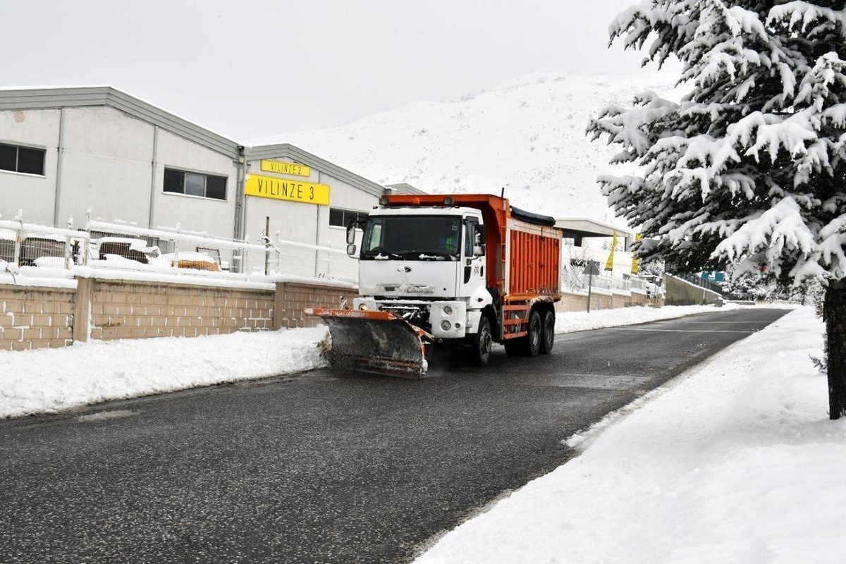 Kayseri OSB\'de yollar açık, çalışmalar sürüyor