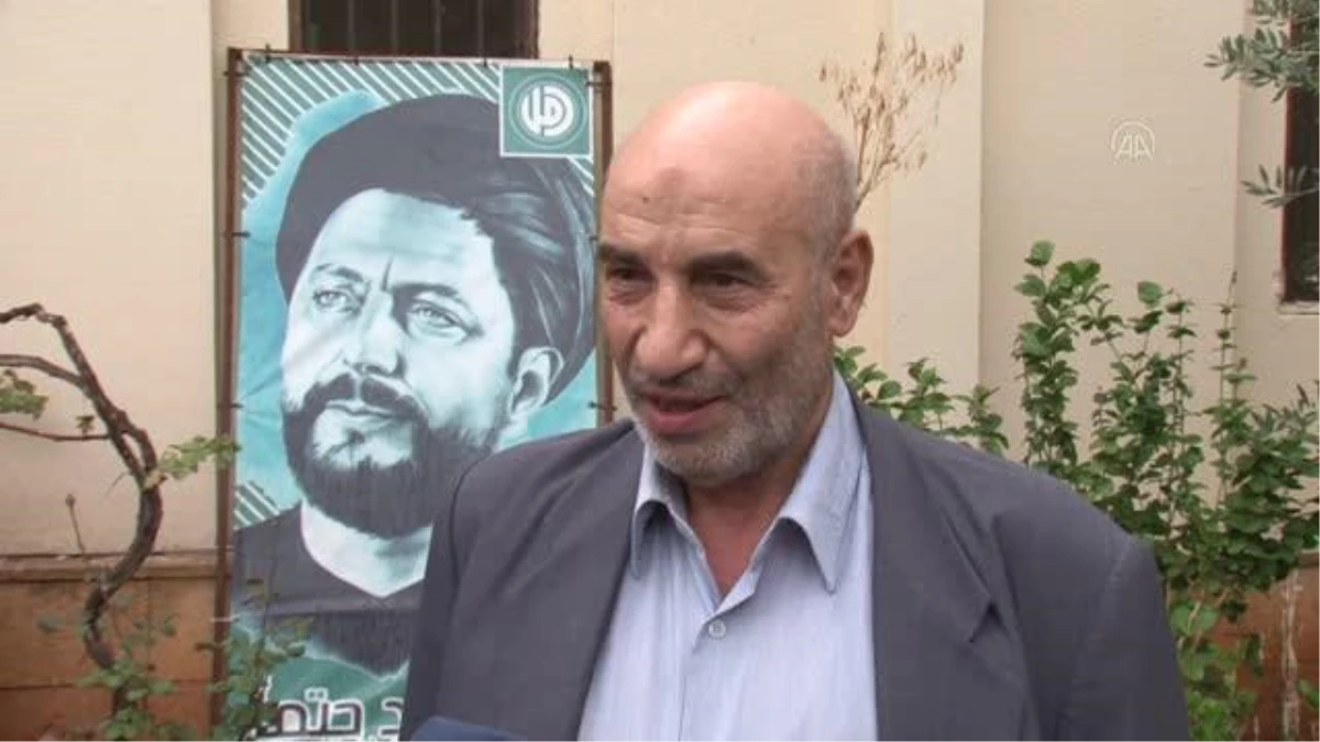 Lübnanlı bazı Şiiler "kayıp İmam Sadr\'ın" geri dönerek ülkeyi birleştireceğine inanıyor (2)