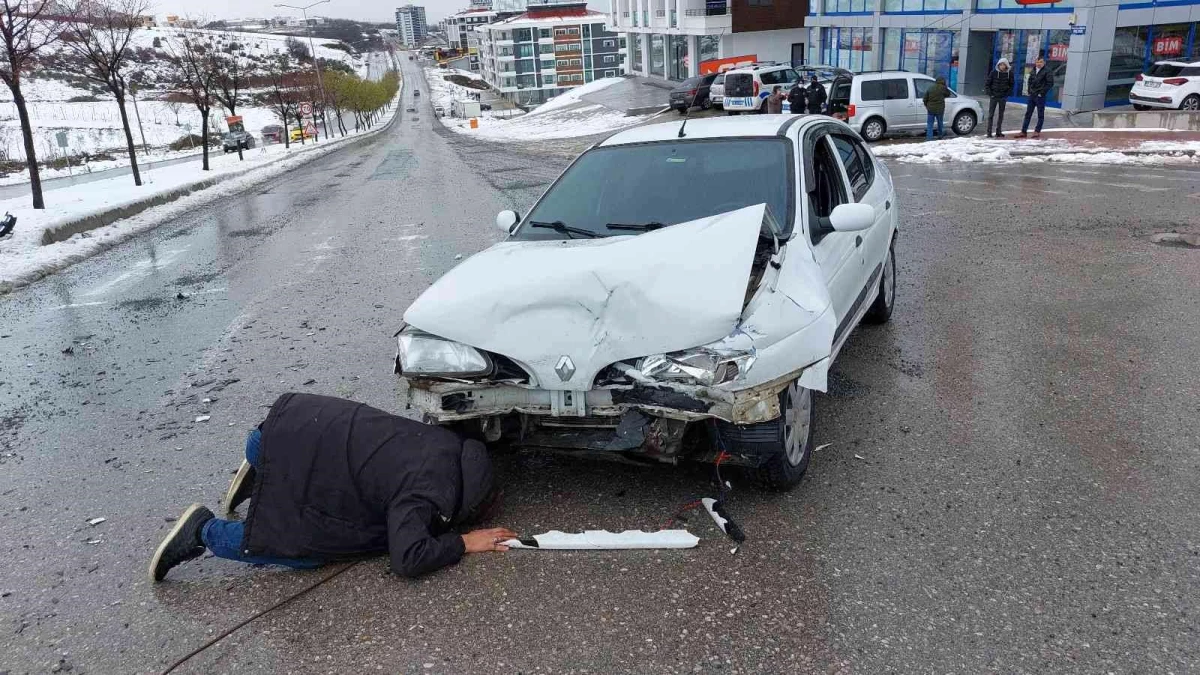 Son dakika haber... Samsun\'da trafik kazası: 2 yaralı