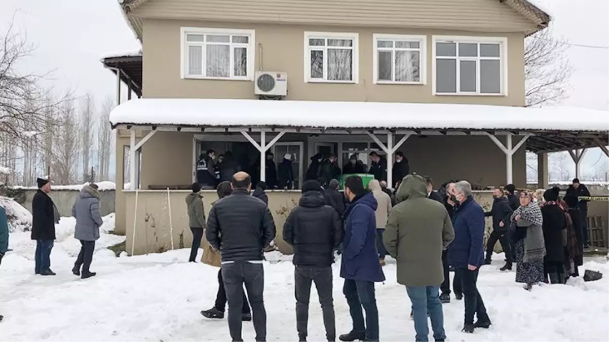 Ağabeyini kontrol etmek için gittiği evde cesediyle karşılaştı! Polis şimdi bahçedeki ayak izlerinin peşinde