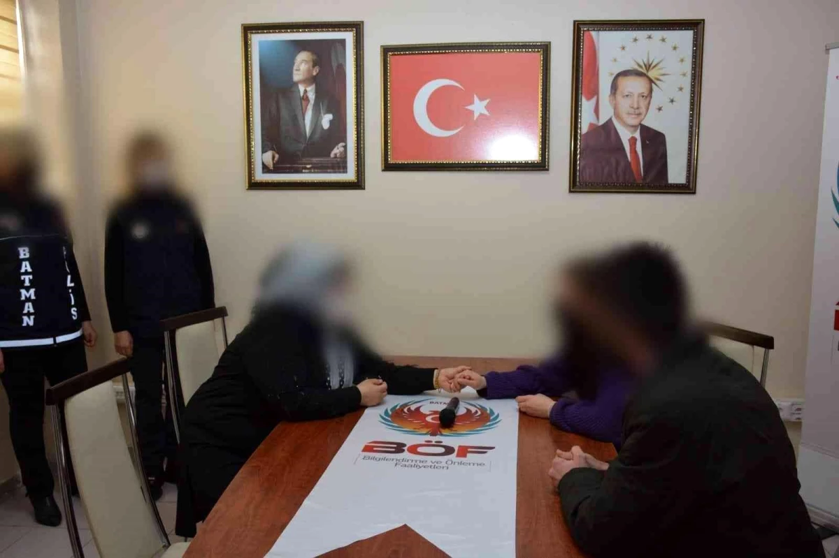 Batman\'da aileleriyle buluşan teröristler, HDP-PKK ilişkisini gözler önüne serdi