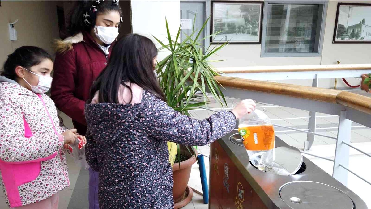 Çevreyi koruyanlar, "Kesişme: İyi ki Varsın Eren" filmini ücretsiz izledi