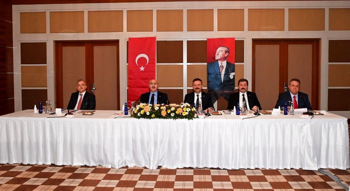Ege\'deki düzensiz göç sorunu Aydın\'da görüşüldü