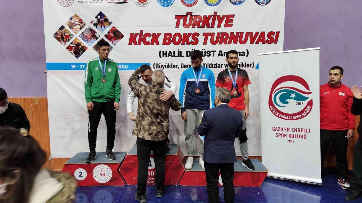 Gaziler Engelli Spor Kulübü\'nden 5 madalya