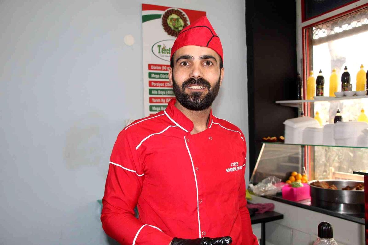 Hayır için bir araya geldiler, 4 engelli çocuğa akülü tekerlekli sandalye aldılar
