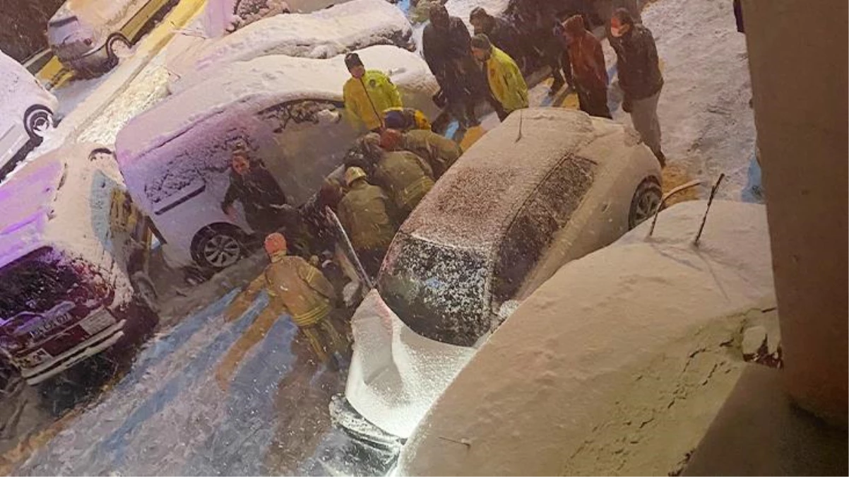 Hamile sürücü, 7 araca çarparak durabildi! Korkunç anlar kameraya yansıdı