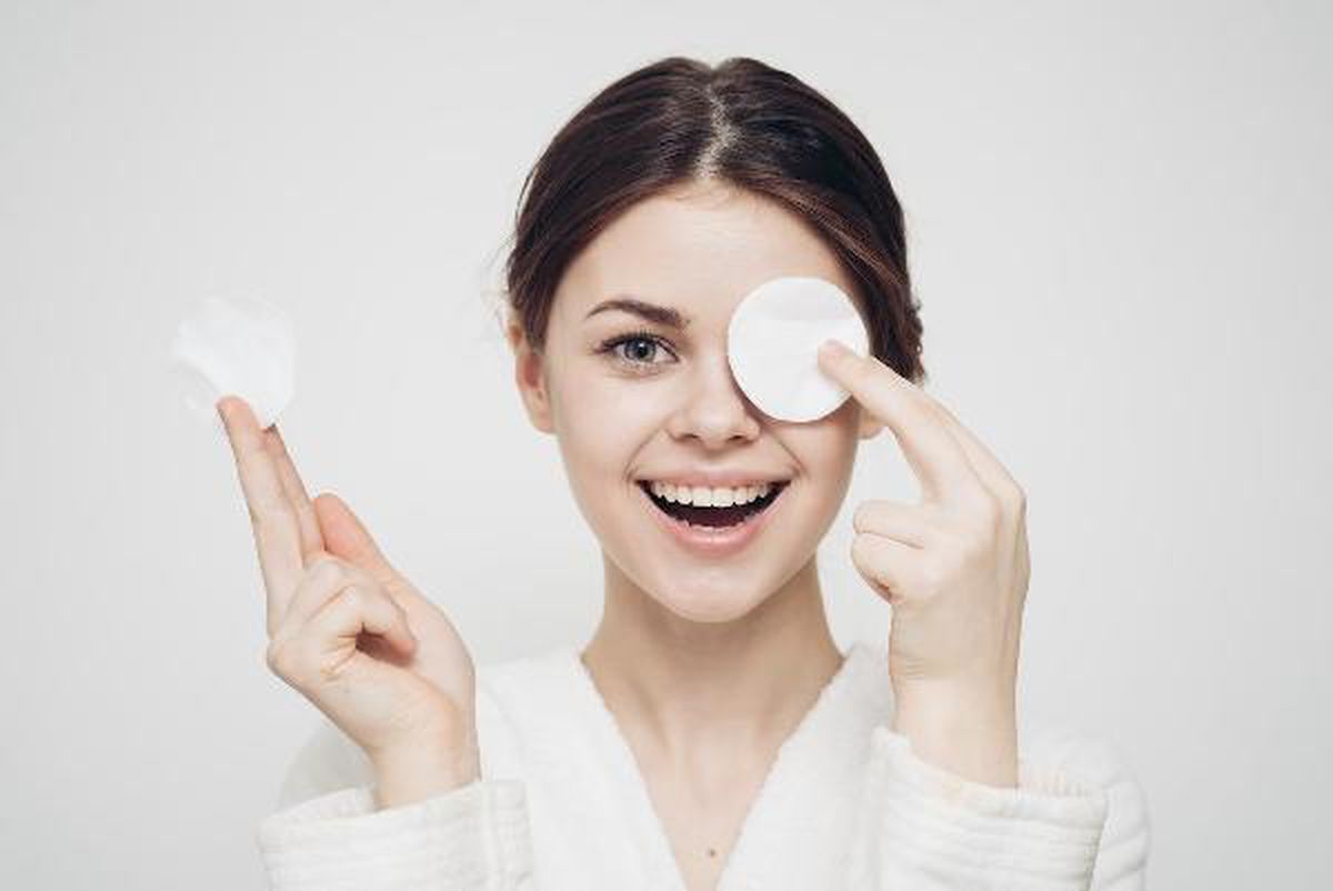 "Makyaj temizleme malzemeleri dikkatli seçilmeli"