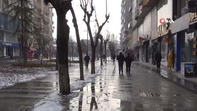 Siirt'te Omicron varyantında artış: Çocuklar servisleri, yaşlılar yoğun bakım ünitesini doldurdu