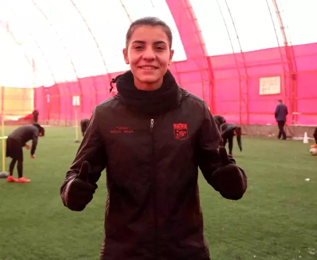 Sivasspor Kadın Futbol Takımı, galibiyete kilitlendi