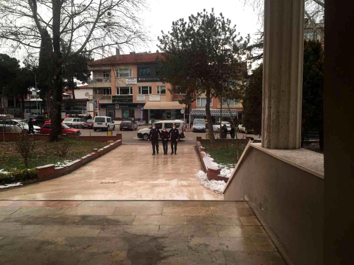 Tartıştığı kayınbiraderini ayağından vuran enişte teslim oldu