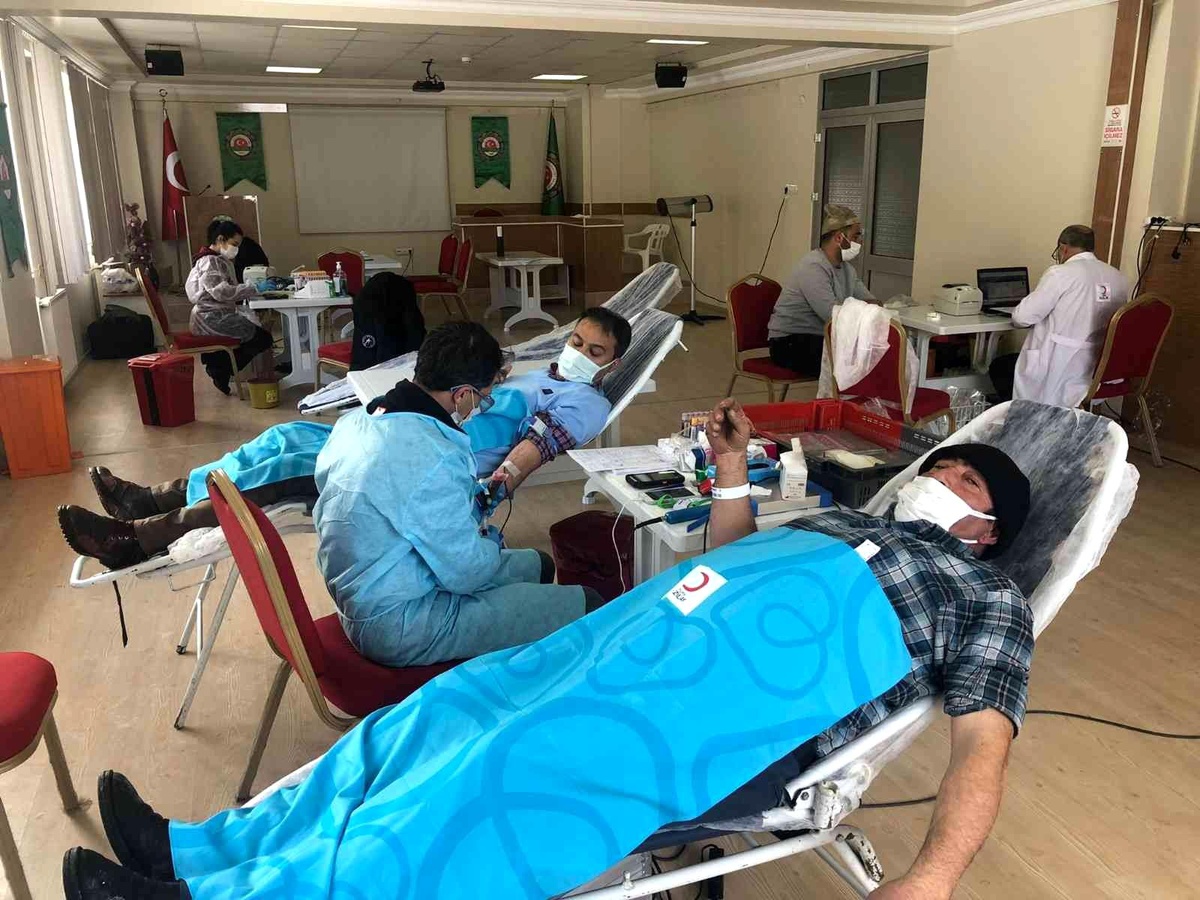 Tavşanlı\'da kan bağışı kampanyası