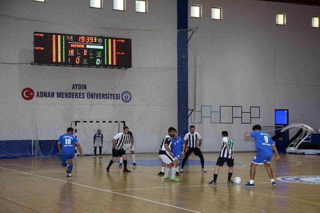 ADÜ'de 'Futsal Personel Turnuvası' sona erdi