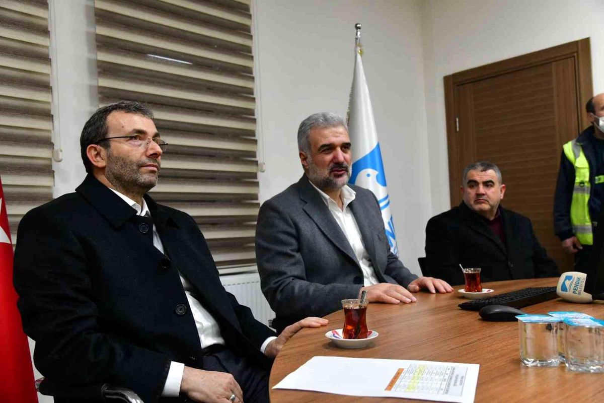 AK Parti İstanbul İl Başkanı Kabaktepede\'den kar kahramanlarına baklavalı teşekkür