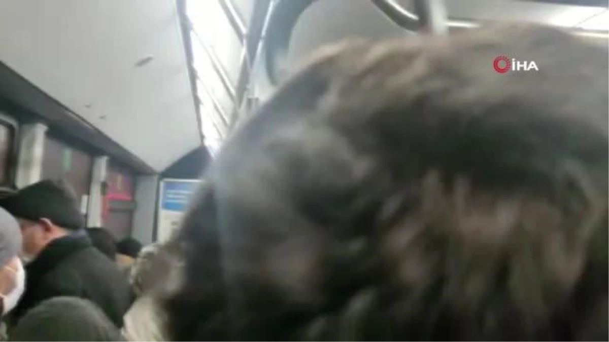 Arnavutköy\'de İETT şoförü yolcuları otoyol kenarında indirdi, vatandaşlar isyan etti