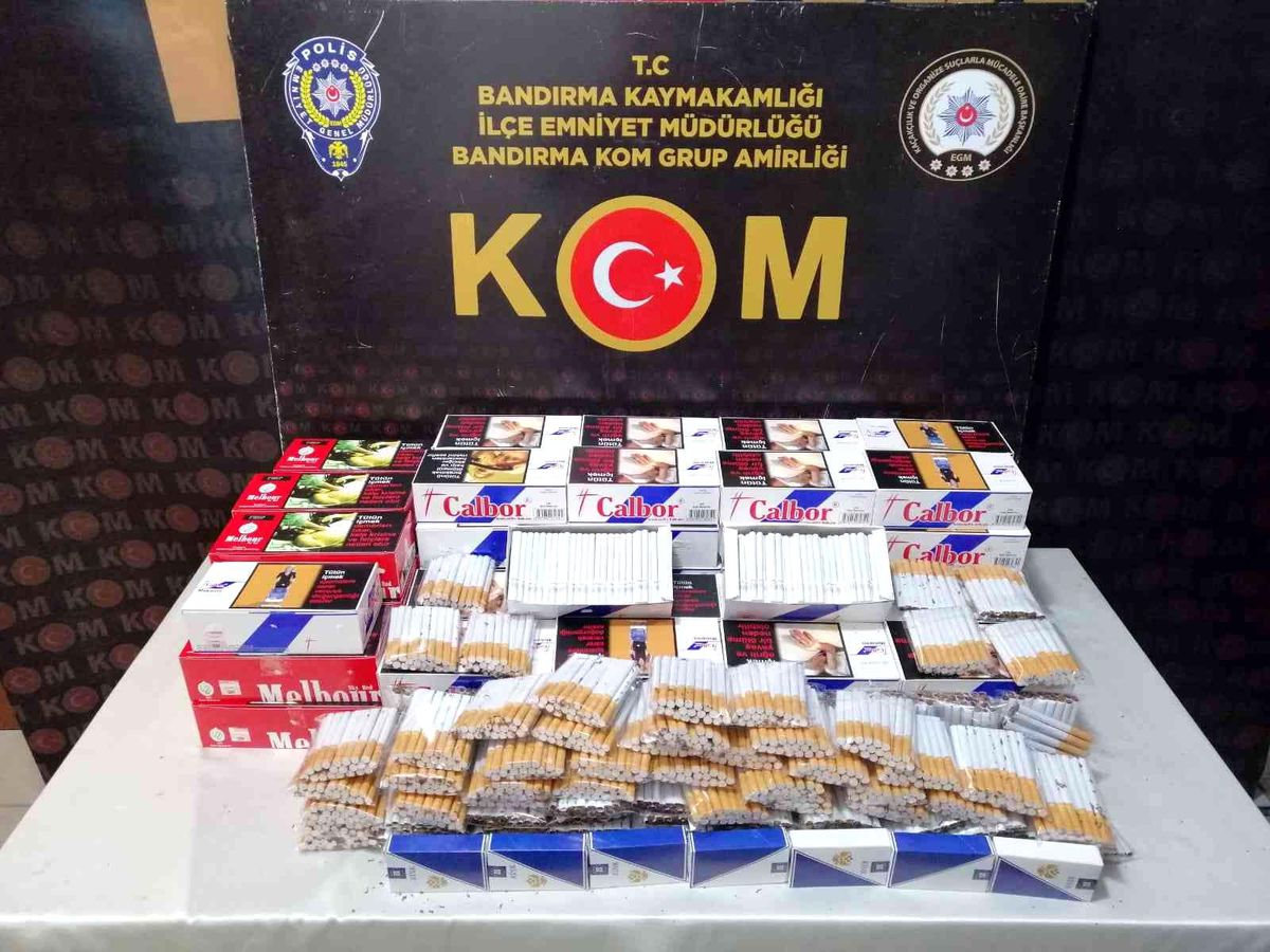 Bandırma\'da on iki bin bandrolsüz dolu makaron ele geçirildi