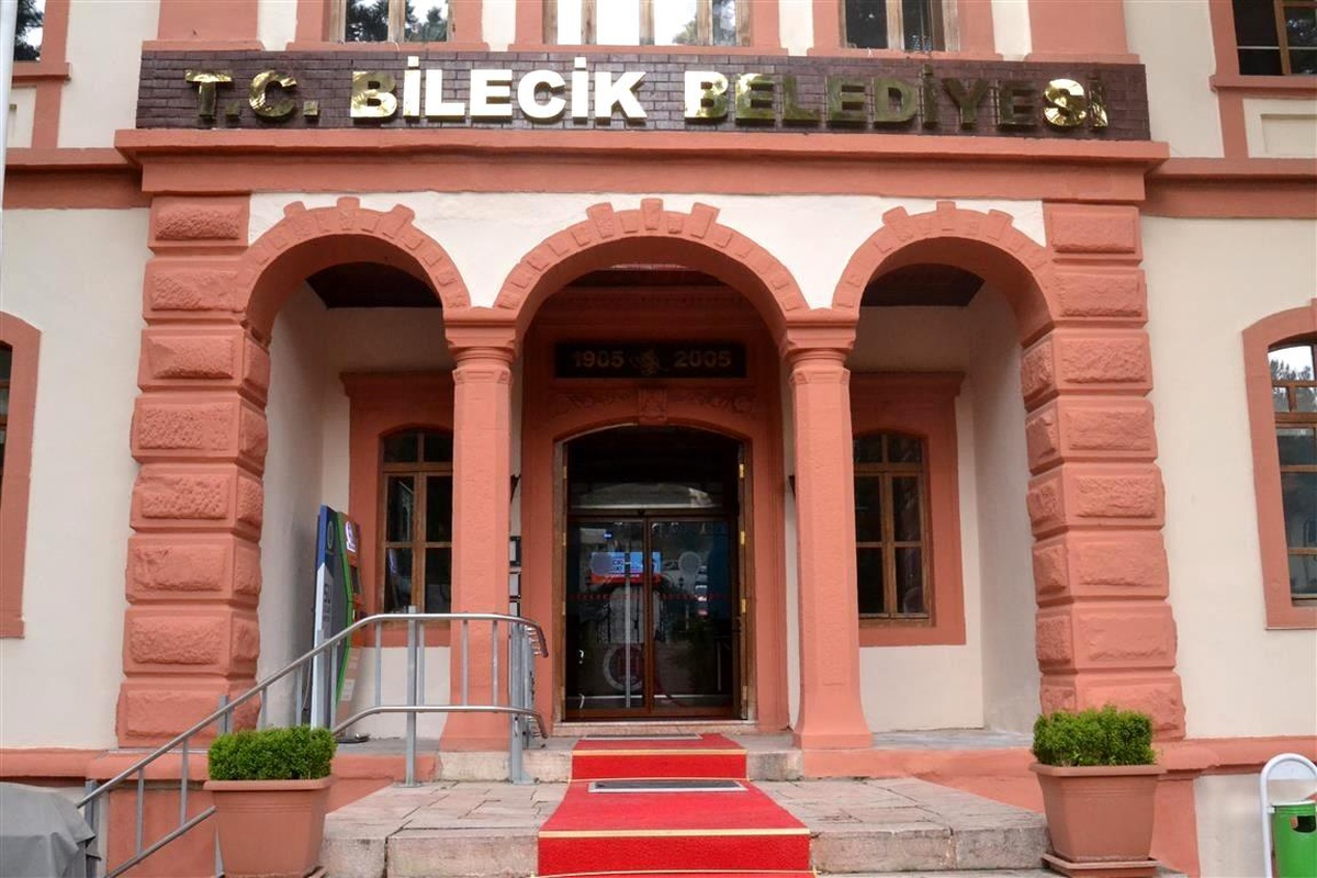 Bilecik Belediyesi\'nde yaşanan rüşvet olayı sonrası müfettiş geldi