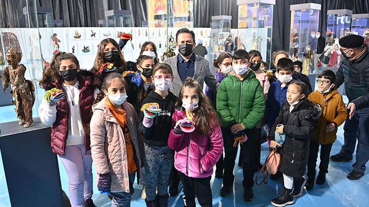 Dünya Kukla Festivali Tuzla'da başladı