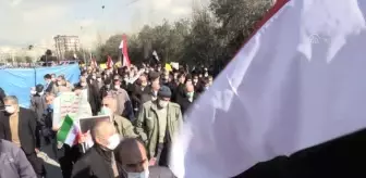 İran'da Yemen'e destek gösterisi